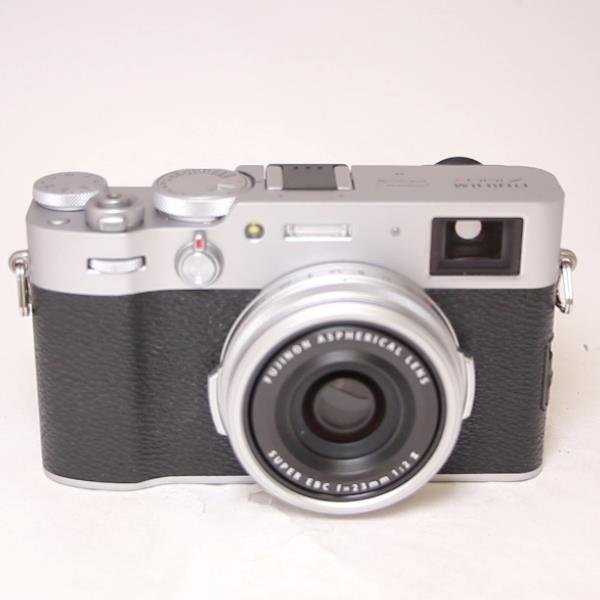 Used Fujifilm X100V Compact Digital Camera Silver