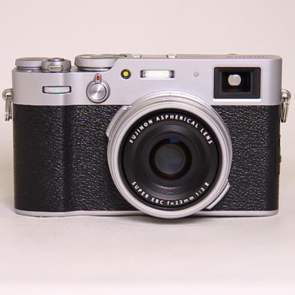 Used Fujifilm X100V Compact Digital Camera Silver