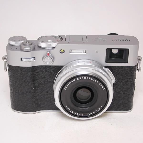 Used Fujifilm X100V Compact Digital Camera Silver