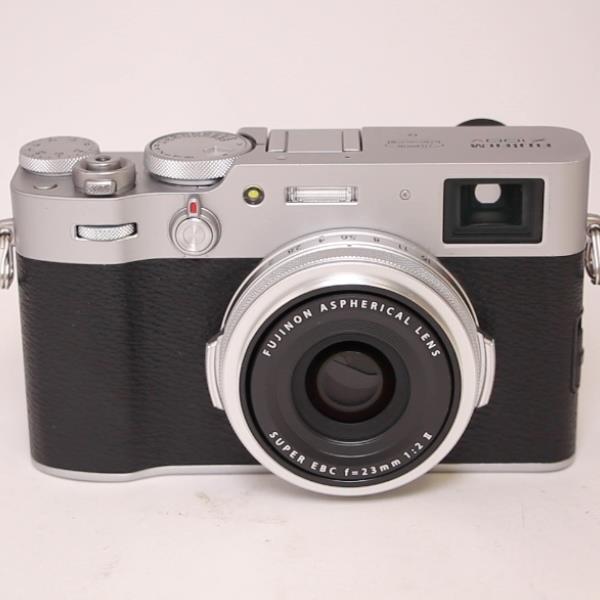 Used Fujifilm X100V Compact Digital Camera Silver