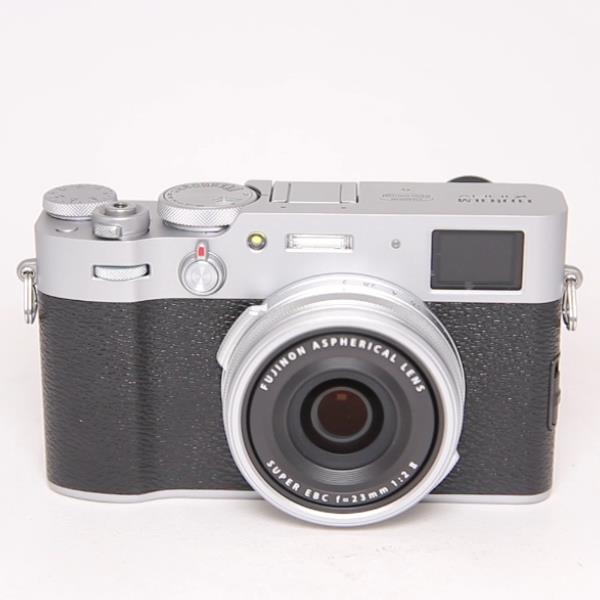 Used Fujifilm X100V Compact Digital Camera Silver