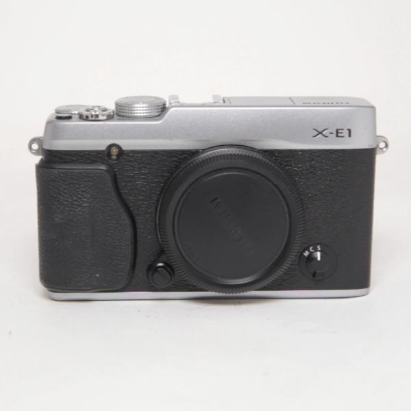 Used Fujifilm X-E1 - Two Tone Silver