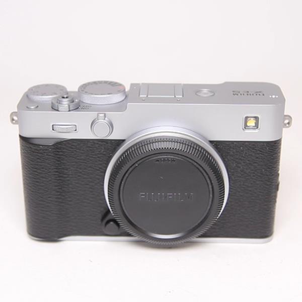 Used Fujifilm X-E5 Mirrorless Camera Silver