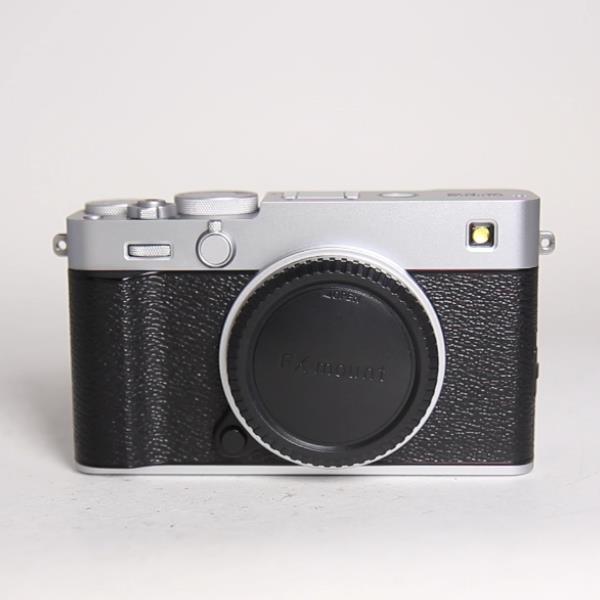 Used Fujifilm X-E5 Mirrorless Camera Silver