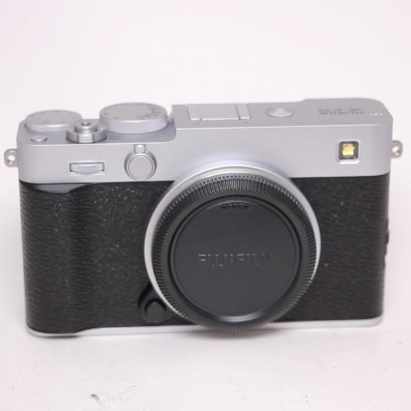 Fujifilm X-E5 Mirrorless Camera Silver