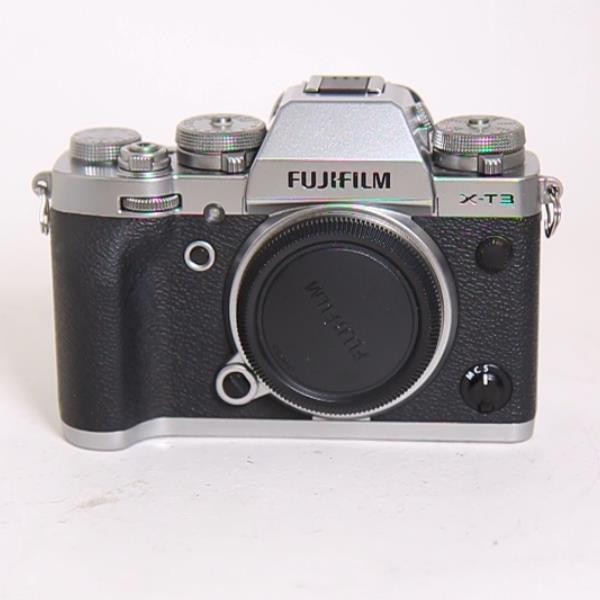 Used Fujifilm X-T3 Mirrorless Camera Silver