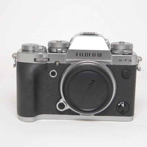 Used Fujifilm X-T3 Mirrorless Camera Silver