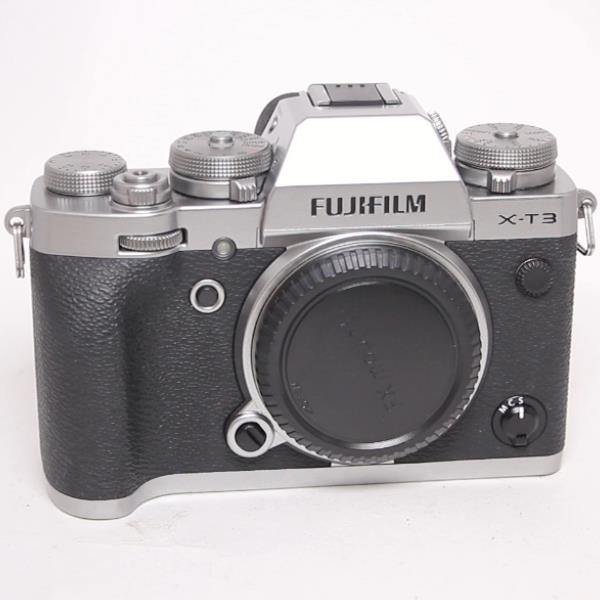 Used Fujifilm X-T3 Mirrorless Camera Silver