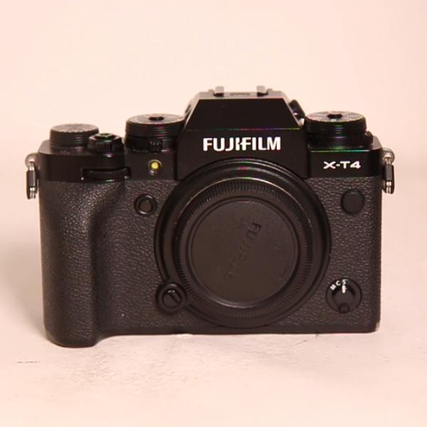 Used Fujifilm X-T4 Mirrorless Camera Body Black