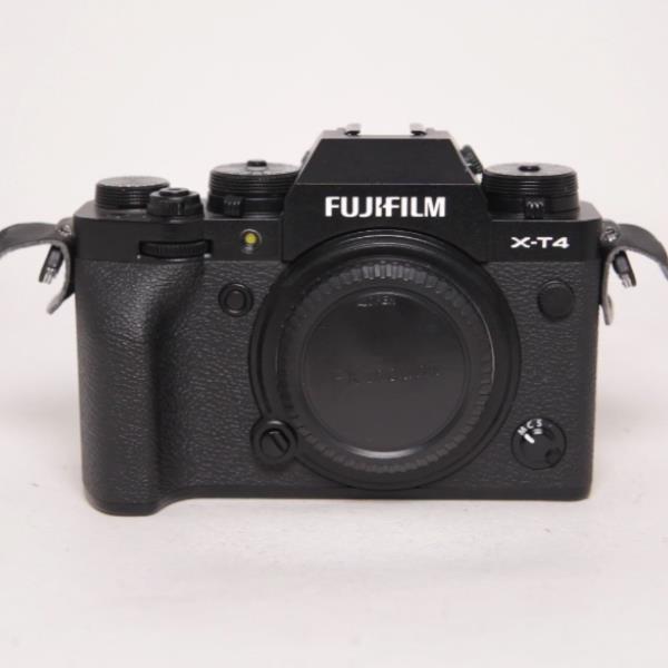 Used Fujifilm X-T4 Mirrorless Camera Body Black