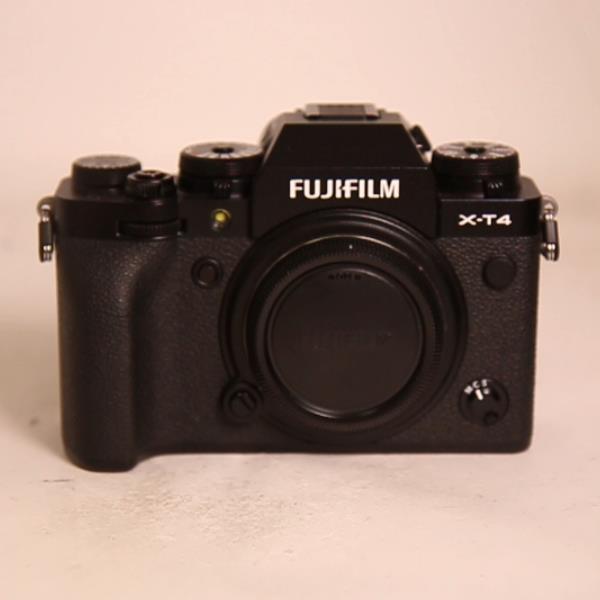 Used Fujifilm X-T4 Mirrorless Camera Body Black