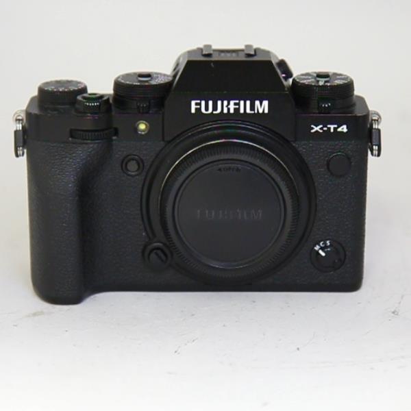 Used Fujifilm X-T4 Mirrorless Camera Body Black