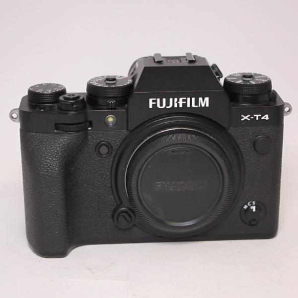 Used Fujifilm X-T4 Mirrorless Camera Body Black