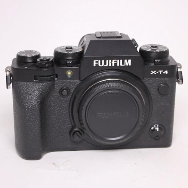 Used Fujifilm X-T4 Mirrorless Camera Body Black