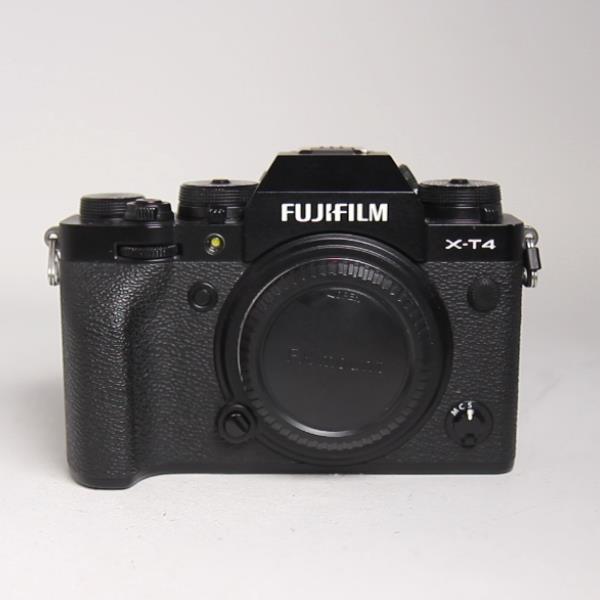 Used Fujifilm X-T4 Mirrorless Camera Body Black