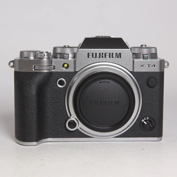 Used Fujifilm X-T4 Mirrorless Camera Body Silver