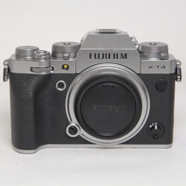 Used Fujifilm X-T4 Mirrorless Camera Body Silver