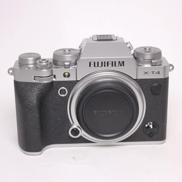 Used Fujifilm X-T4 Mirrorless Camera Body Silver