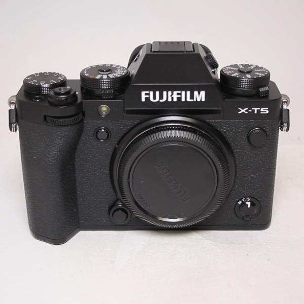 Used Fujifilm X-T5 Camera Body Black