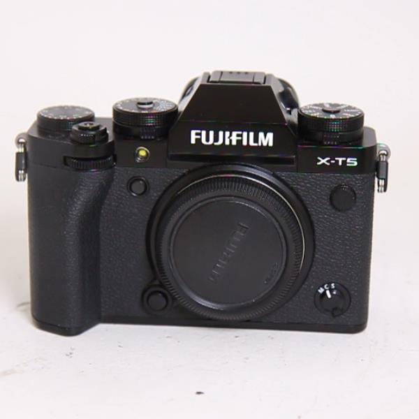 Used Fujifilm X-T5 Camera Body Black