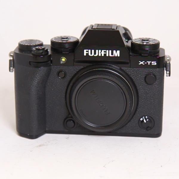 Used Fujifilm X-T5 Camera Body Black
