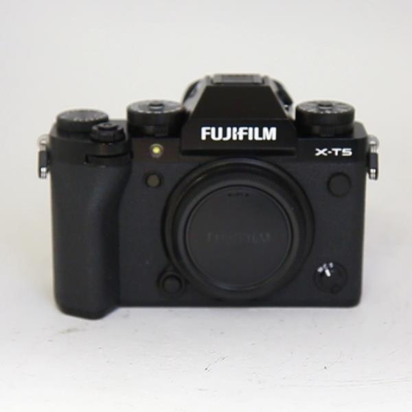 Used Fujifilm X-T5 Camera Body Black