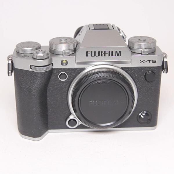 Used Fujifilm X-T5 Camera Body Black