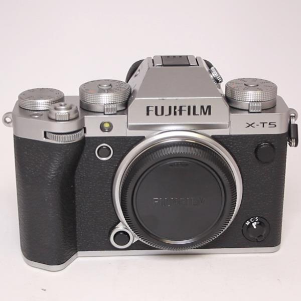 Used Fujifilm X-T5 Camera Body Black
