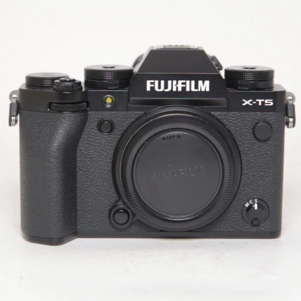 Used Fujifilm X-T5 Camera Body Black