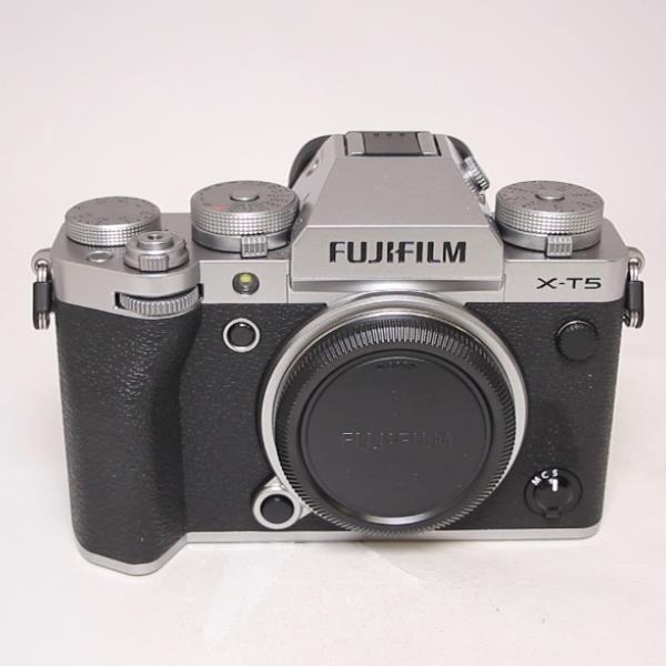 Used Fujifilm X-T5 Camera Body Silver