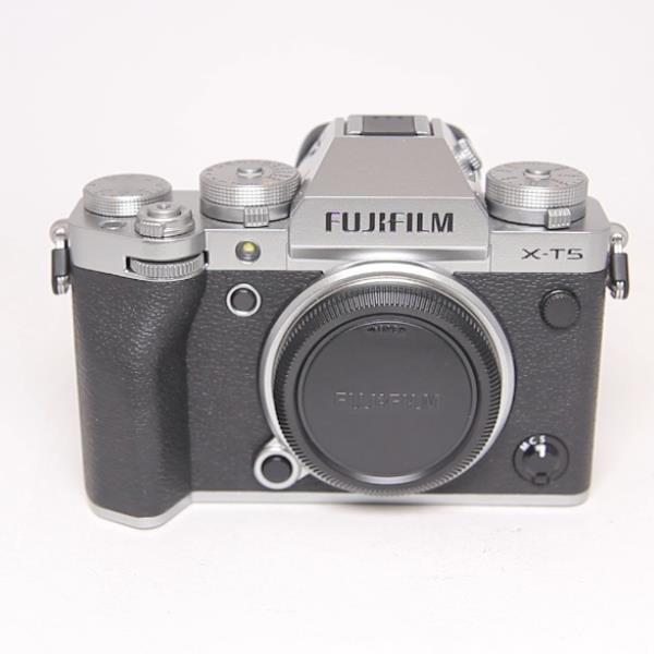 Used Fujifilm X-T5 Camera Body Silver