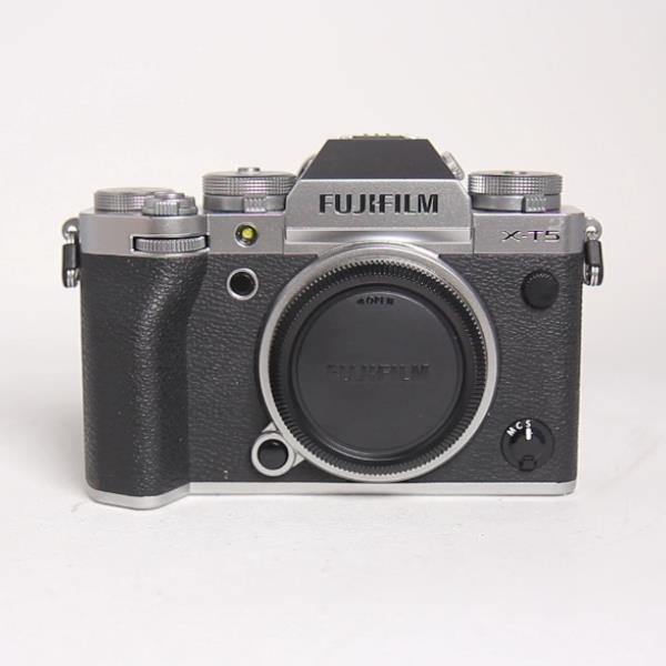 Used Fujifilm X-T5 Camera Body Silver