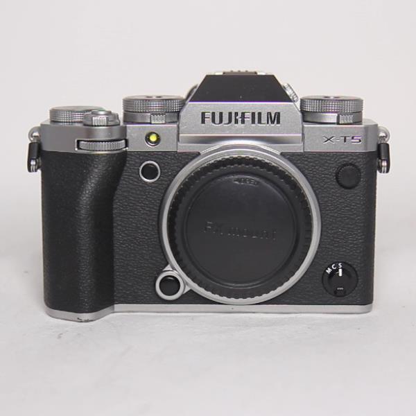 Fujifilm X-T5 Camera Body Silver