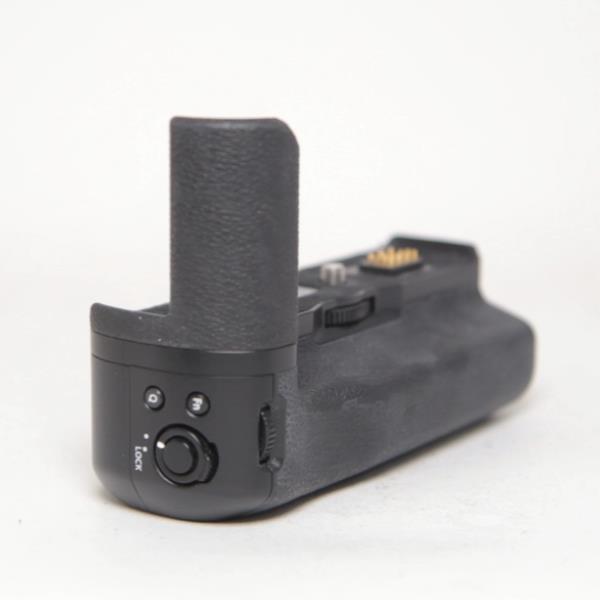 Used Fujifilm VPB-XT2 Vertical Power Booster Grip for X-T2