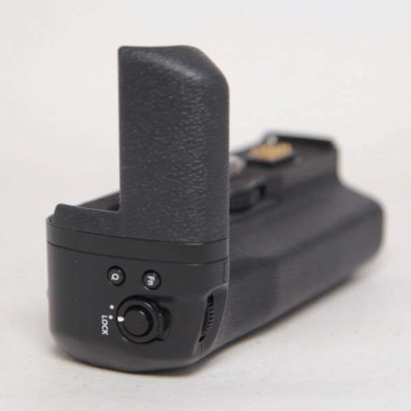 Used Fujifilm VG-XT3 Vertical Battery Grip for X-T3