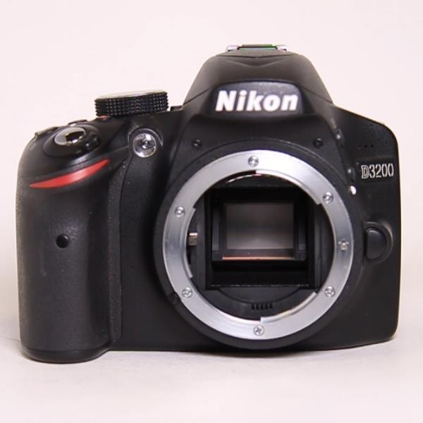 Used Nikon D3200 Body Black