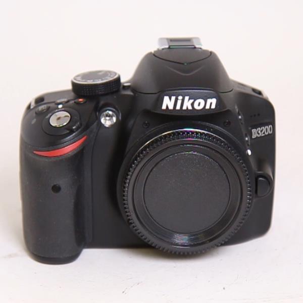 Used Nikon D3200 Body Black