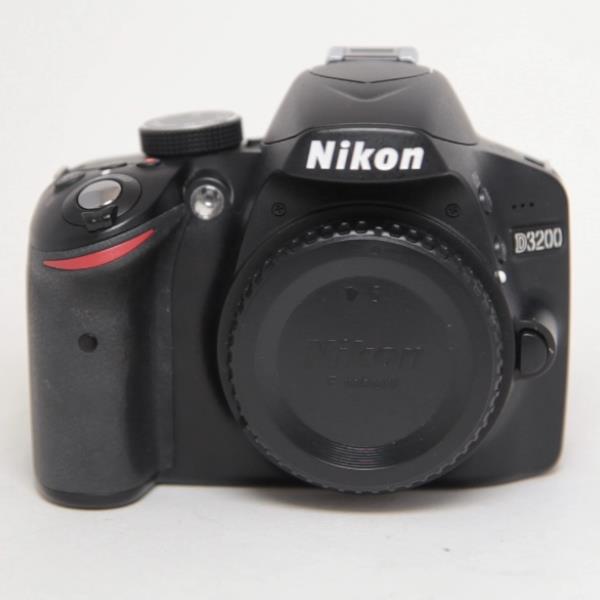 Used Nikon D3200 Body Black