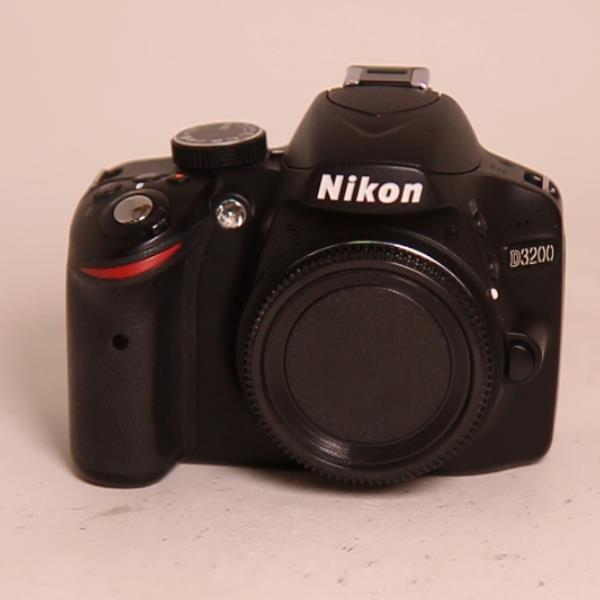 Used Nikon D3200 Body Black