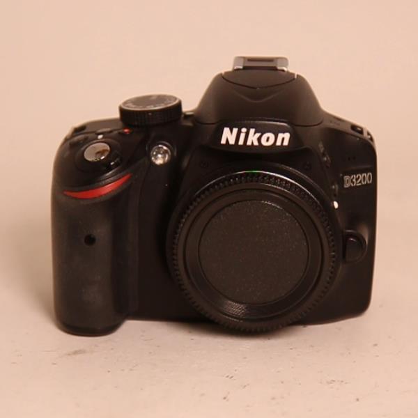Used Nikon D3200 Body Black