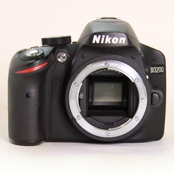 Used Nikon D3200 Body Black