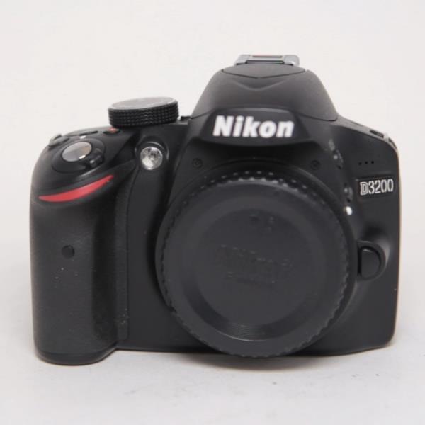 Used Nikon D3200 Body Black