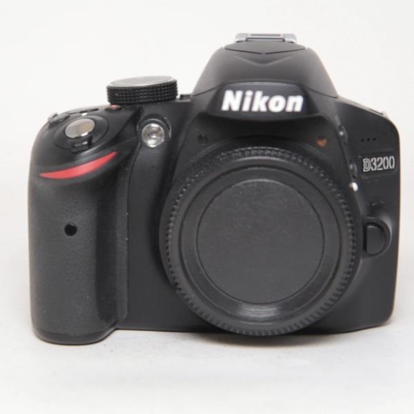 Used Nikon D3200 Body Black