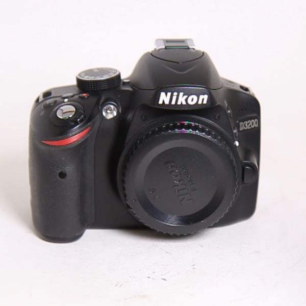 Used Nikon D3200 Body Black