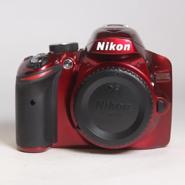 Used Nikon D3200 Body Red