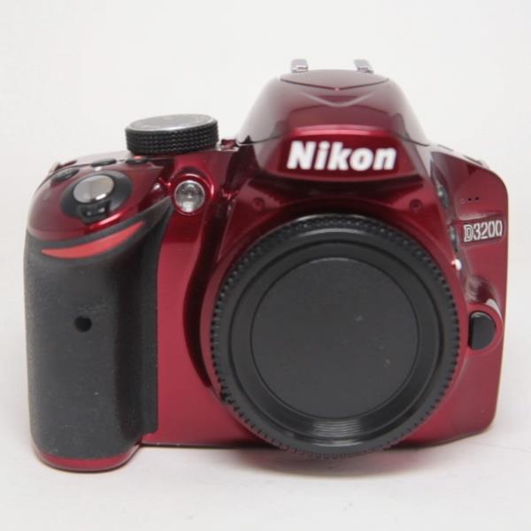 Used Nikon D3200 Body RED