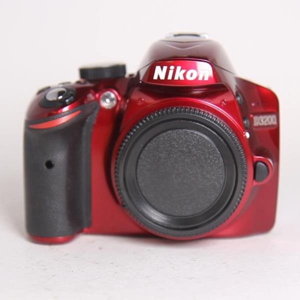 Used Nikon D3200 Body Red