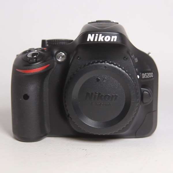 Used Nikon D5200 - Body Black