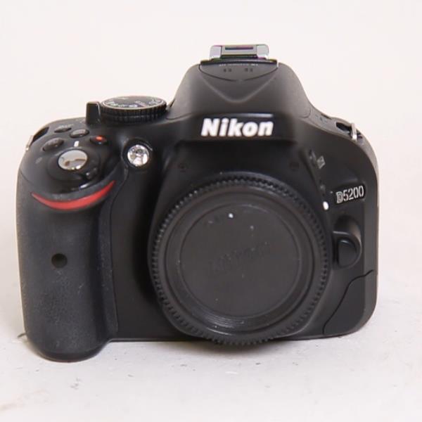 Used Nikon D5200 - Body Black