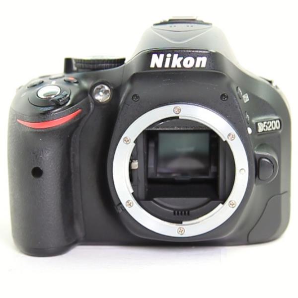 Used Nikon D5200 - Body Black